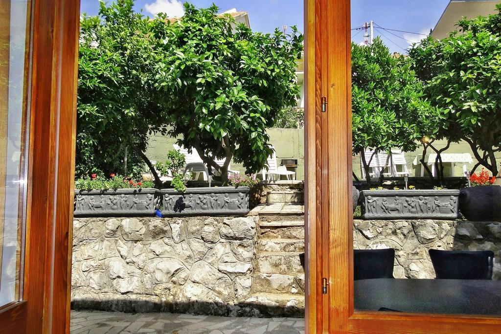 Holiday Home Apartment Tedo Klek Buitenkant foto