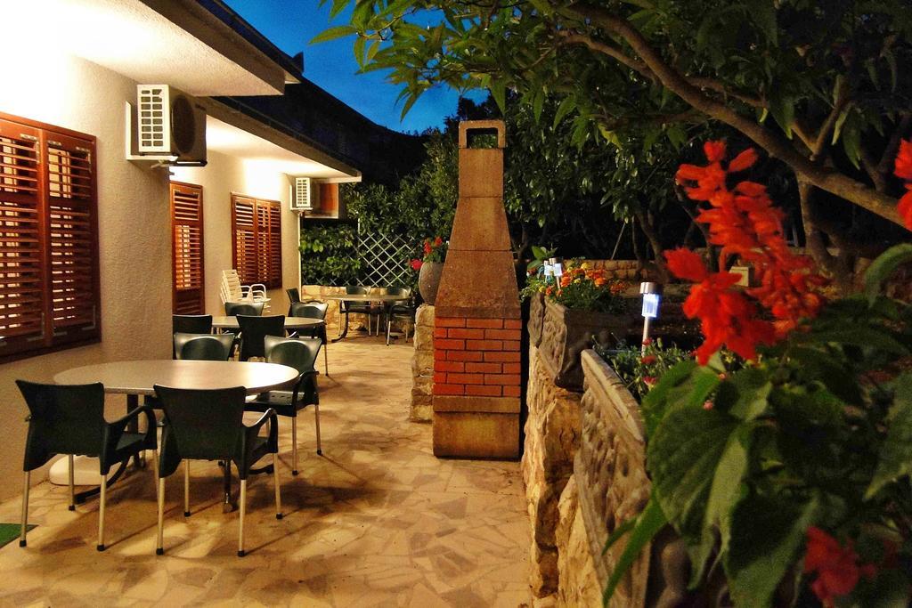 Holiday Home Apartment Tedo Klek Buitenkant foto